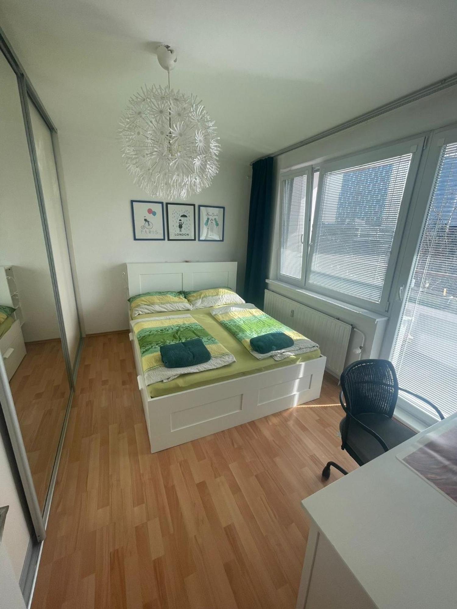 Park View City Center Location Apartment With Balcony Bratislava Exterior photo